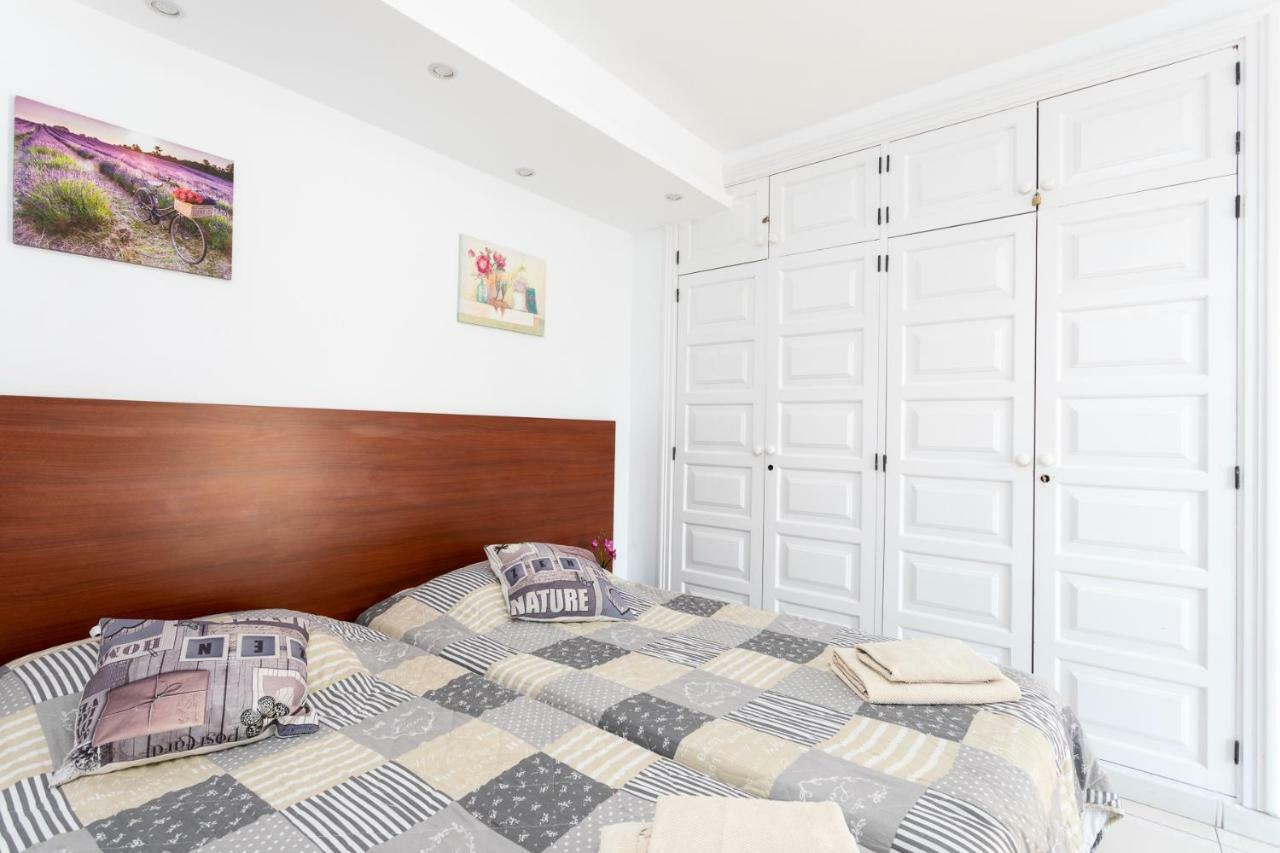 Apartment Compostela Playa de las Américas Eksteriør billede